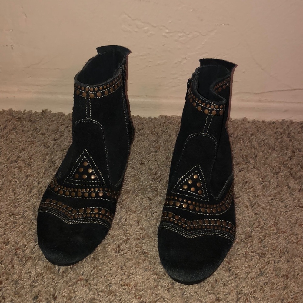 Black Booties